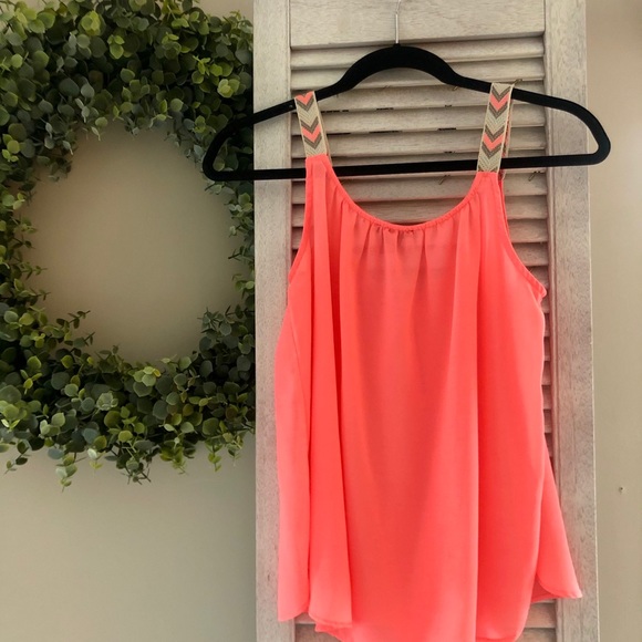 Pink Chevron Tank - Picture 2 of 2